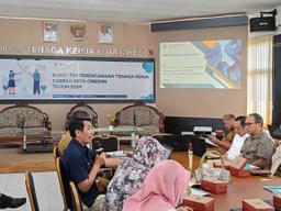 Rapat penyusunan Tenaga Kerja Kota Cirebon