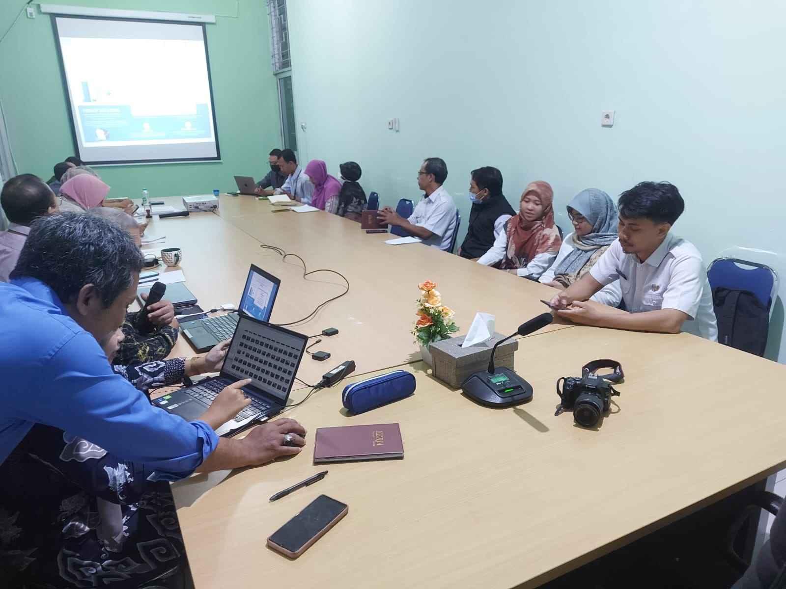 Pembinaan Statistik Sektoral Pada Organisasi Perangkat Daerah Kota Cirebon 2024